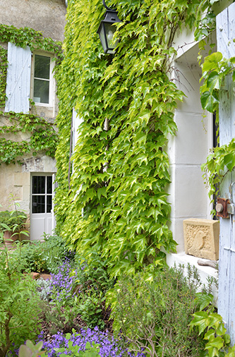 Photo de la façade extérieure de l'Atelier des Sources