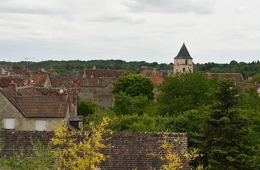 Vue du village d'Angles sur l'Anglin depuis la fenêtre de l'Atelier des Sources