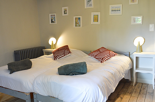 Photo d'une chambre avec 2 lits simples au Moulin de Gaudais